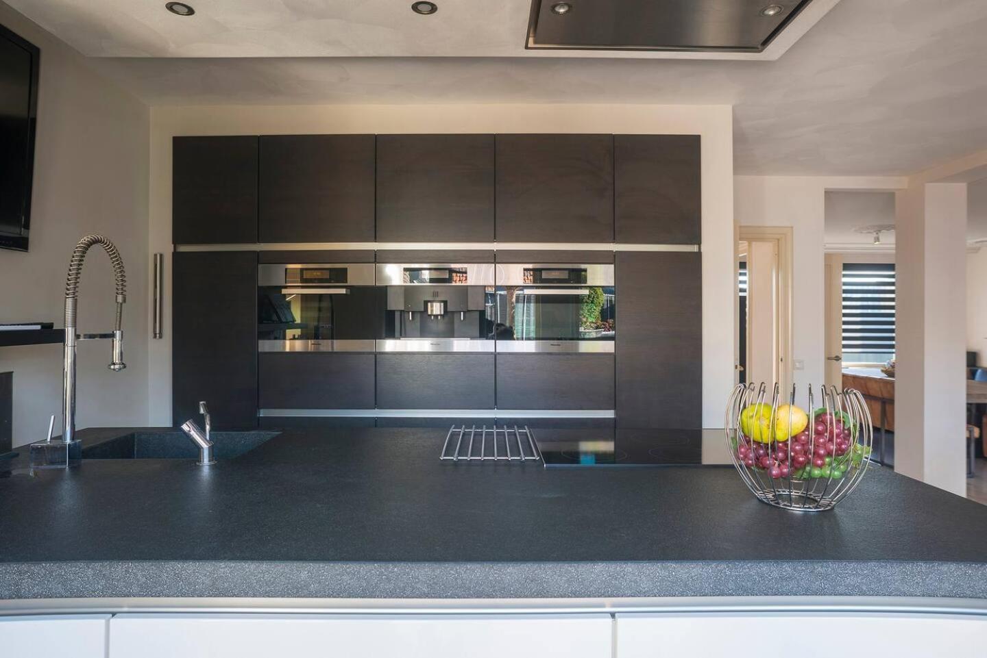 Xxl House With Free Parking & 3 Bedrooms Tilburg Esterno foto