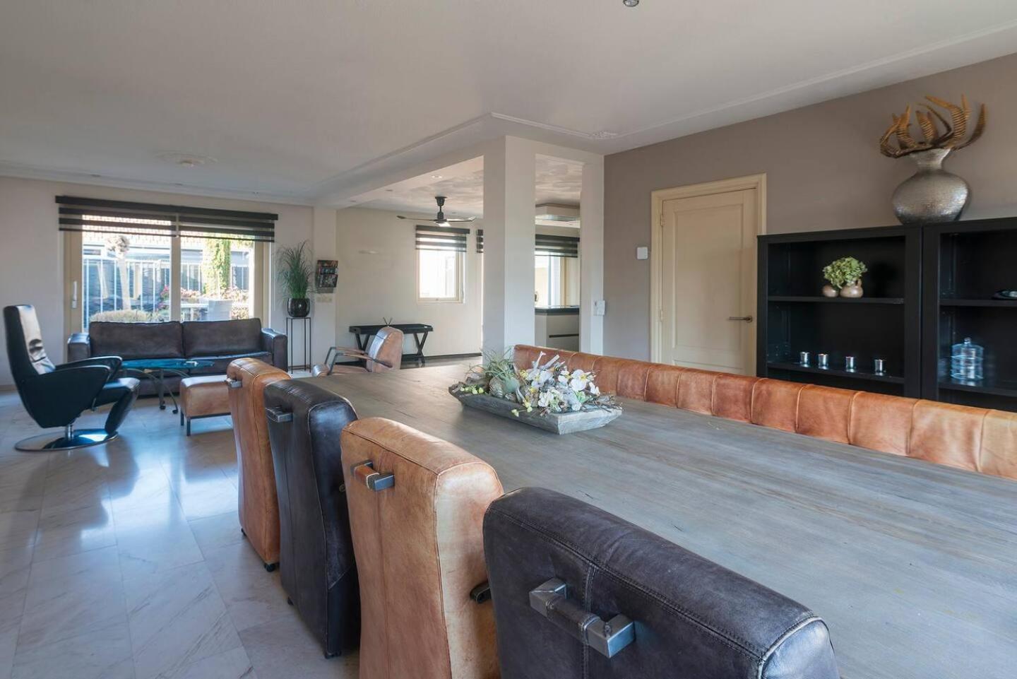 Xxl House With Free Parking & 3 Bedrooms Tilburg Esterno foto