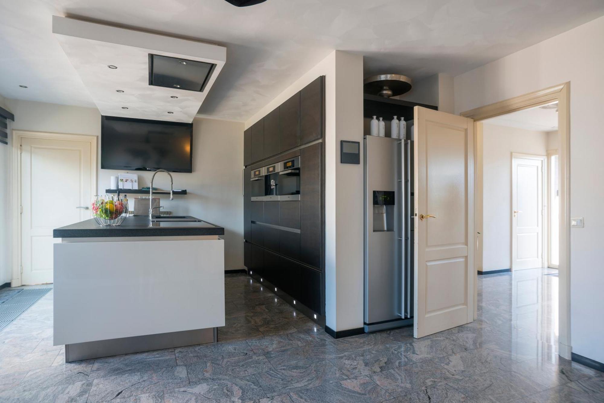 Xxl House With Free Parking & 3 Bedrooms Tilburg Esterno foto
